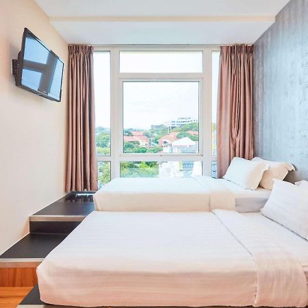 Ibis Budget Singapore West Coast Exterior photo
