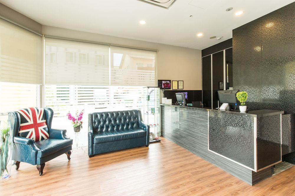Ibis Budget Singapore West Coast Exterior photo