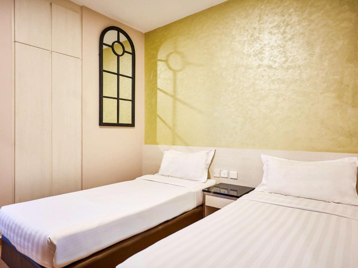 Ibis Budget Singapore West Coast Exterior photo