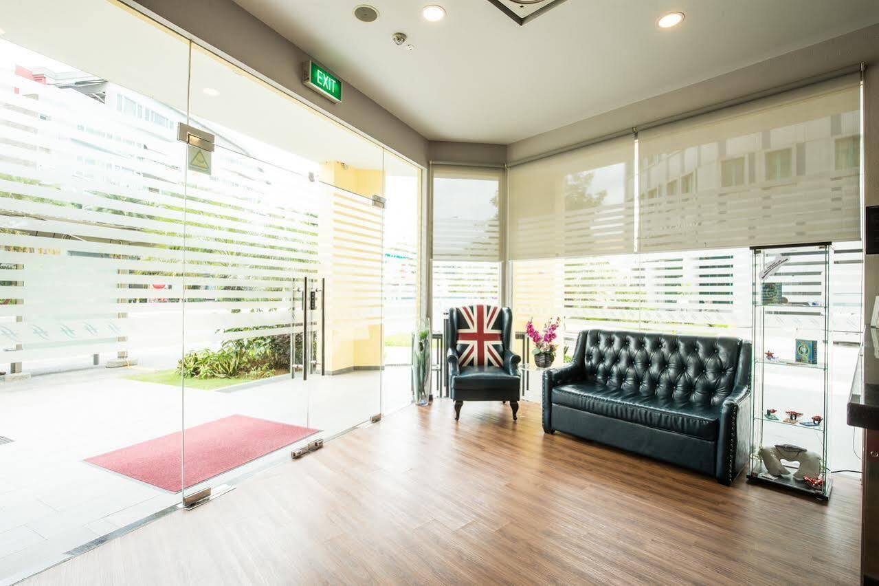 Ibis Budget Singapore West Coast Exterior photo